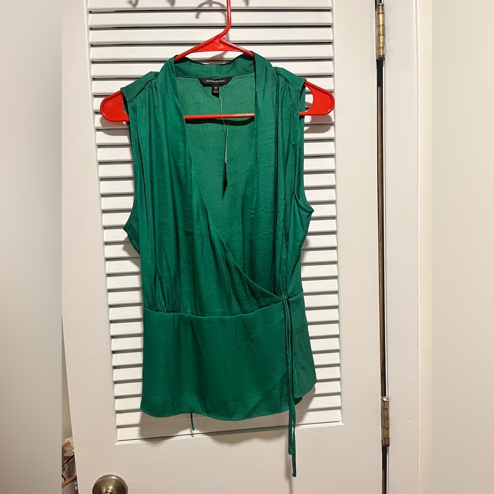 NWT banana republic true wrap blouse